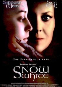 دانلود فیلم Snow White: A Tale of Terror 1997424441-1218645481