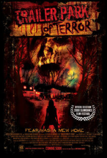 دانلود فیلم Trailer Park of Terror 2008425705-1731591032